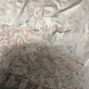 💙3/$10💙Baby girl lace dress